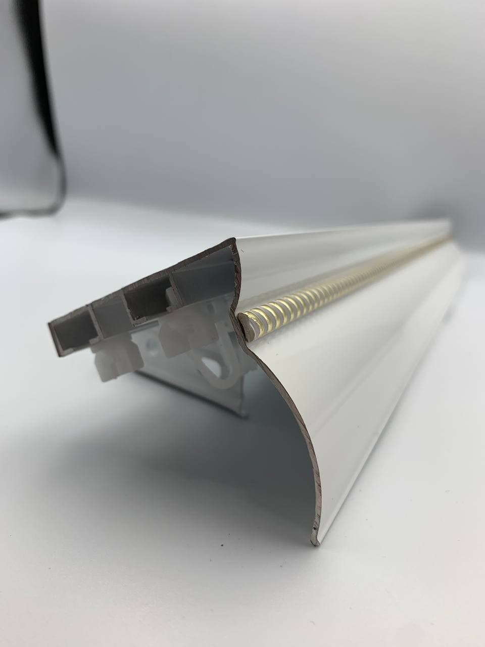 КАРНИЗ АЛЮМИНИЕВЫЙ ДВУХРЯДНЫЙ БЕЛЫЙ,  3 м  801047