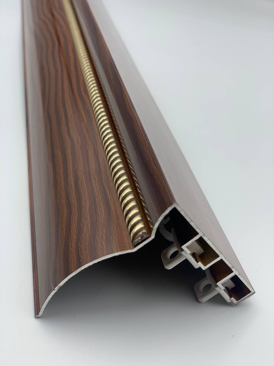 КАРНИЗ АЛЮМИНИЕВЫЙ ДВУХРЯДНЫЙ ГОРІХ,  2 м  801047