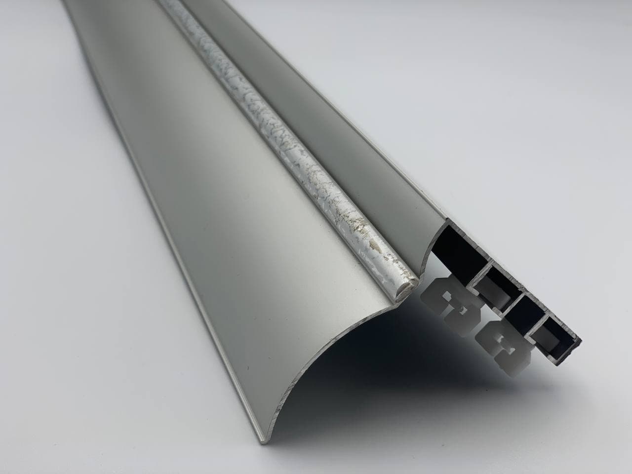 КАРНИЗ АЛЮМИНИЕВЫЙ ДВУХРЯДНЫЙ МЕТАЛЛИК,  3,5 м  801047