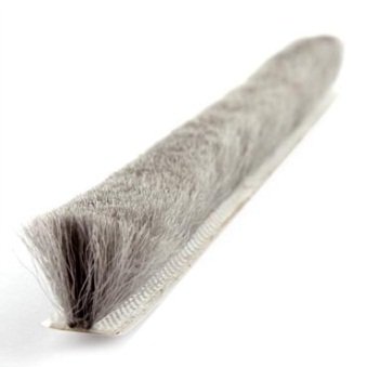 ЩЕТОЧНЫЙ УПЛОТНИТЕЛЬ E06 001 12 ДЛЯ ДВЕРЕЙ ИЛИ ВОРОТ